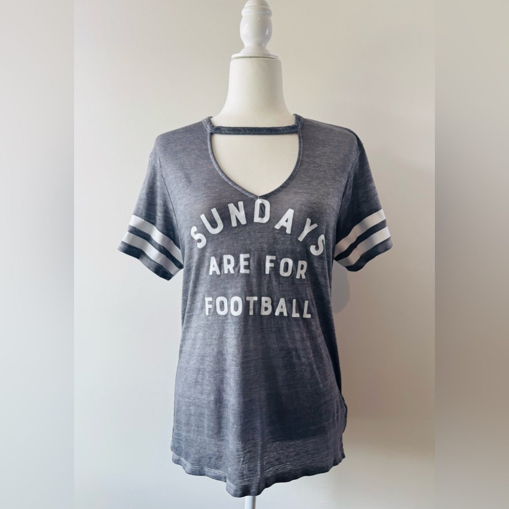 Express “Sundays are for Football” V neck Short Sleeve Slub Knit Tee Grey XS